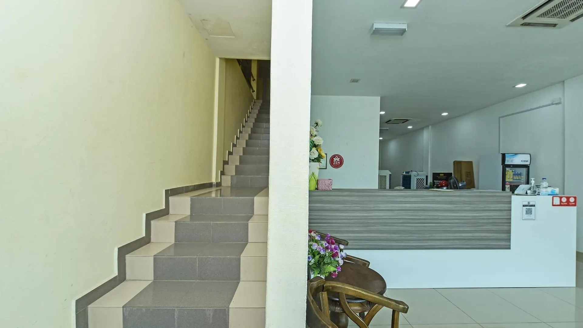 Hotel Oyo 275 Senyum Inn Pantai Cenang