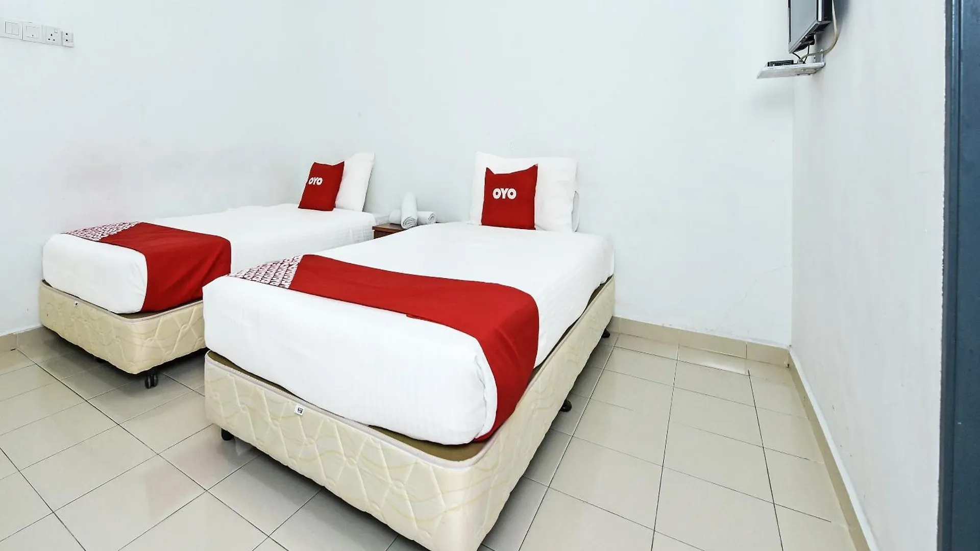 Oyo 275 Senyum Inn Pantai Cenang  Pantai Cenang (Langkawi)