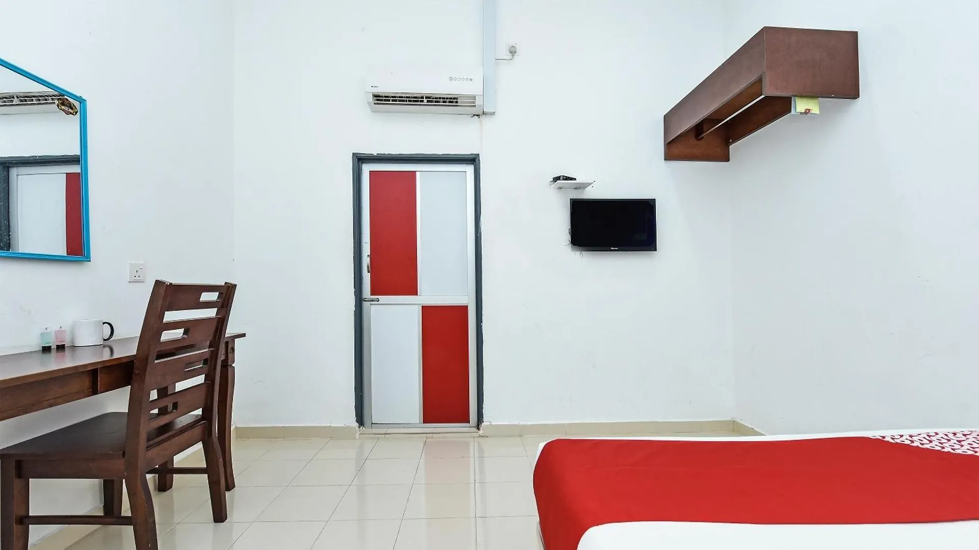 Oyo 275 Senyum Inn Pantai Cenang  Hotel Pantai Cenang (Langkawi)