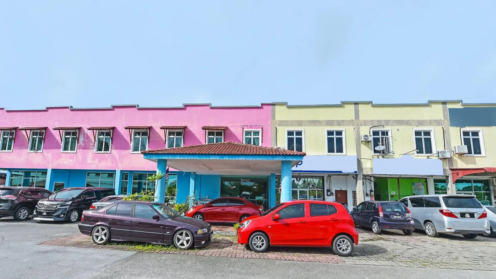 Hotel Oyo 275 Senyum Inn Pantai Cenang