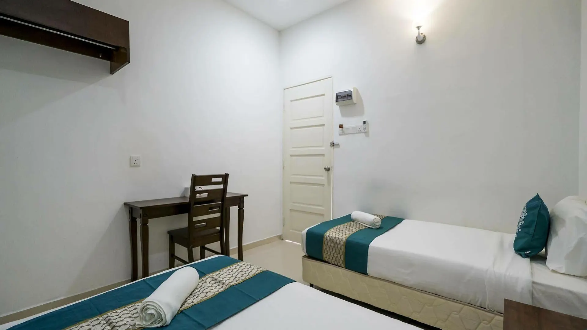 Oyo 275 Senyum Inn Pantai Cenang  2*, Pantai Cenang (Langkawi) Malaisie